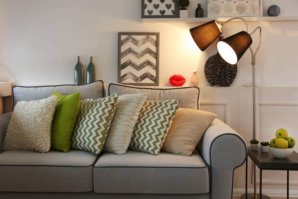 Right Floor Lamp For Your Living Room, How To Choose The Right Lamp For A Living Room